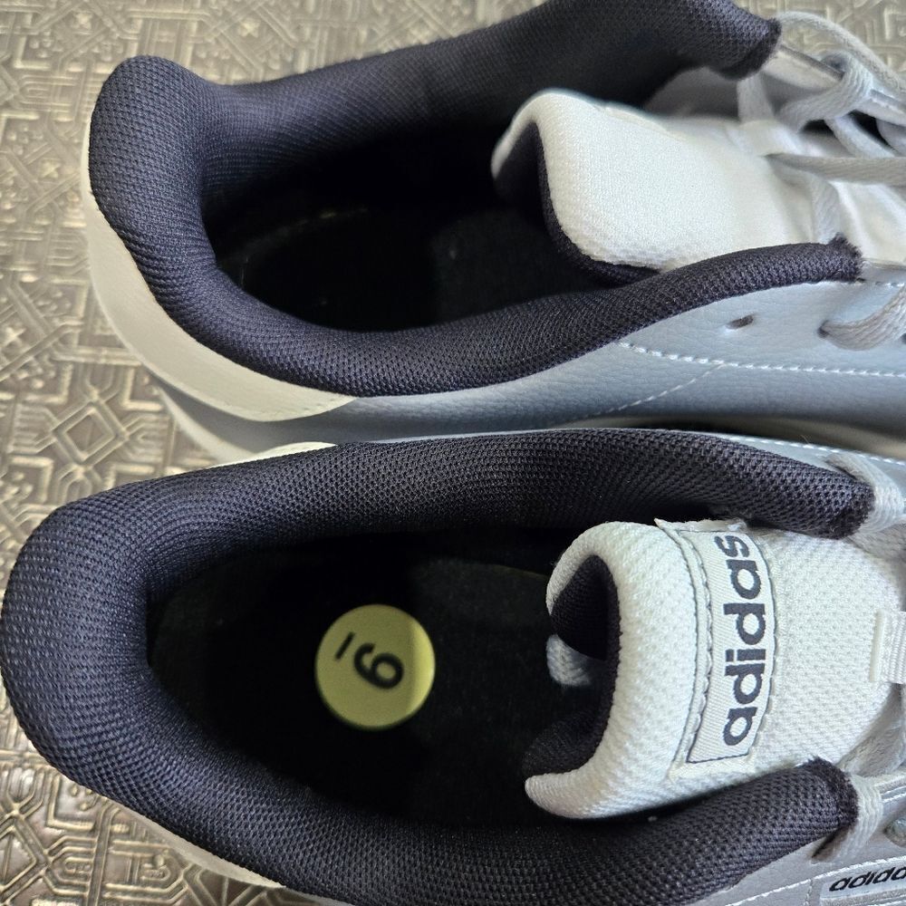 🐢 Adidas Urban Court Tennis Silver Sneakers Women Size 9 NEW - Picture 11 of 14